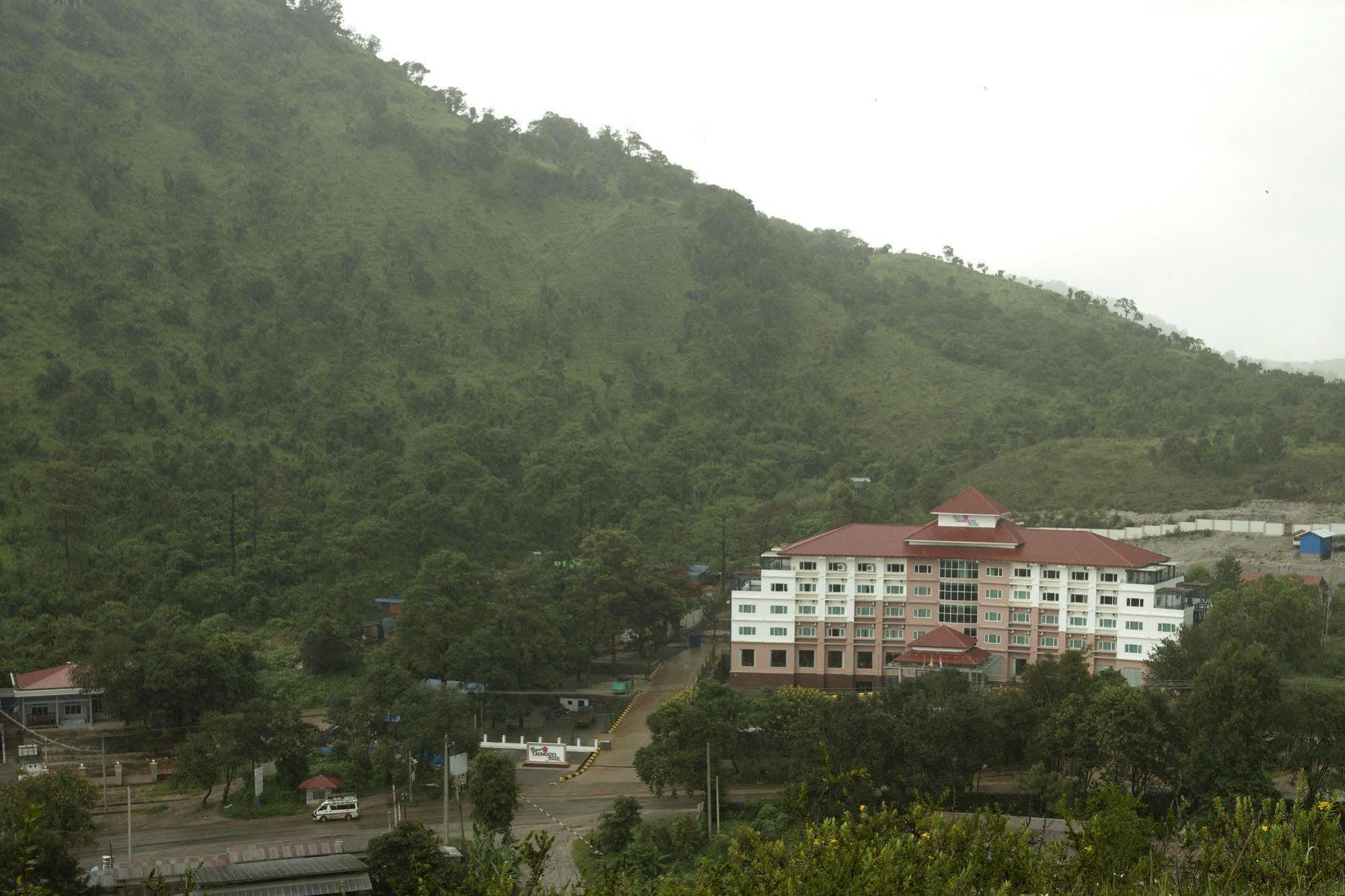 Royal Taunggyi Hotel Экстерьер фото