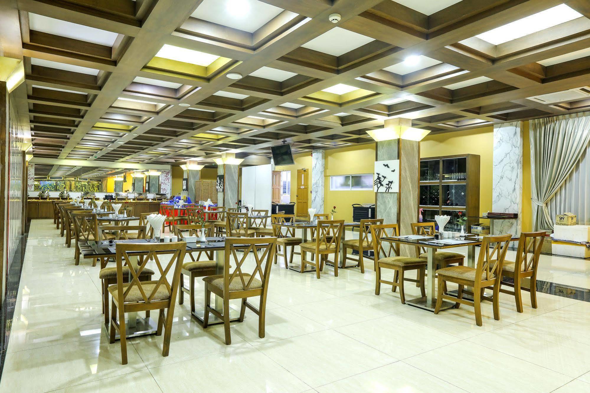 Royal Taunggyi Hotel Экстерьер фото