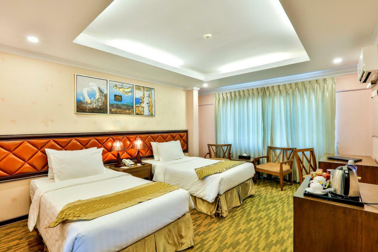 Royal Taunggyi Hotel Экстерьер фото